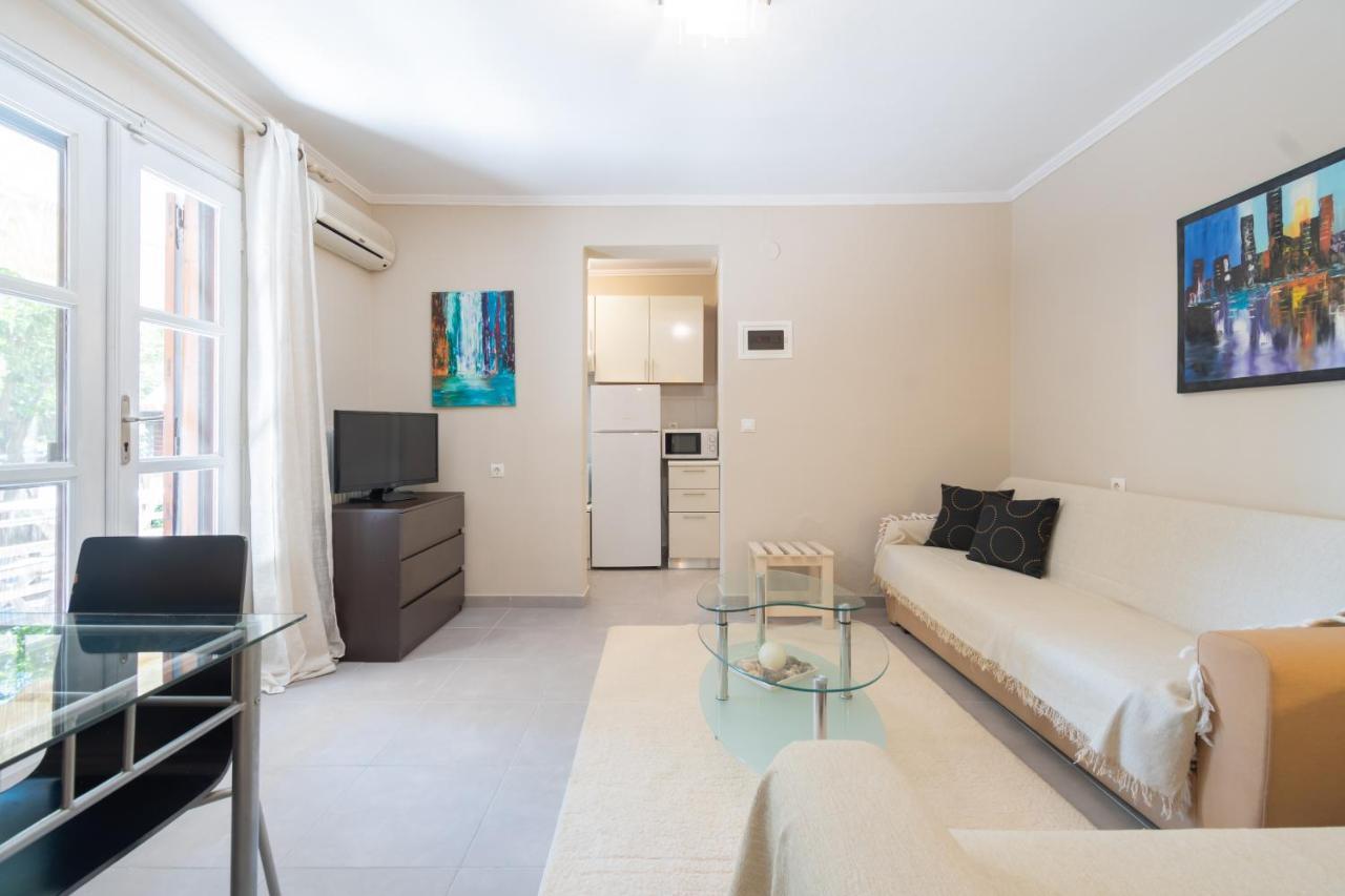 Stefanias Apartment Neos Marmaras Bagian luar foto